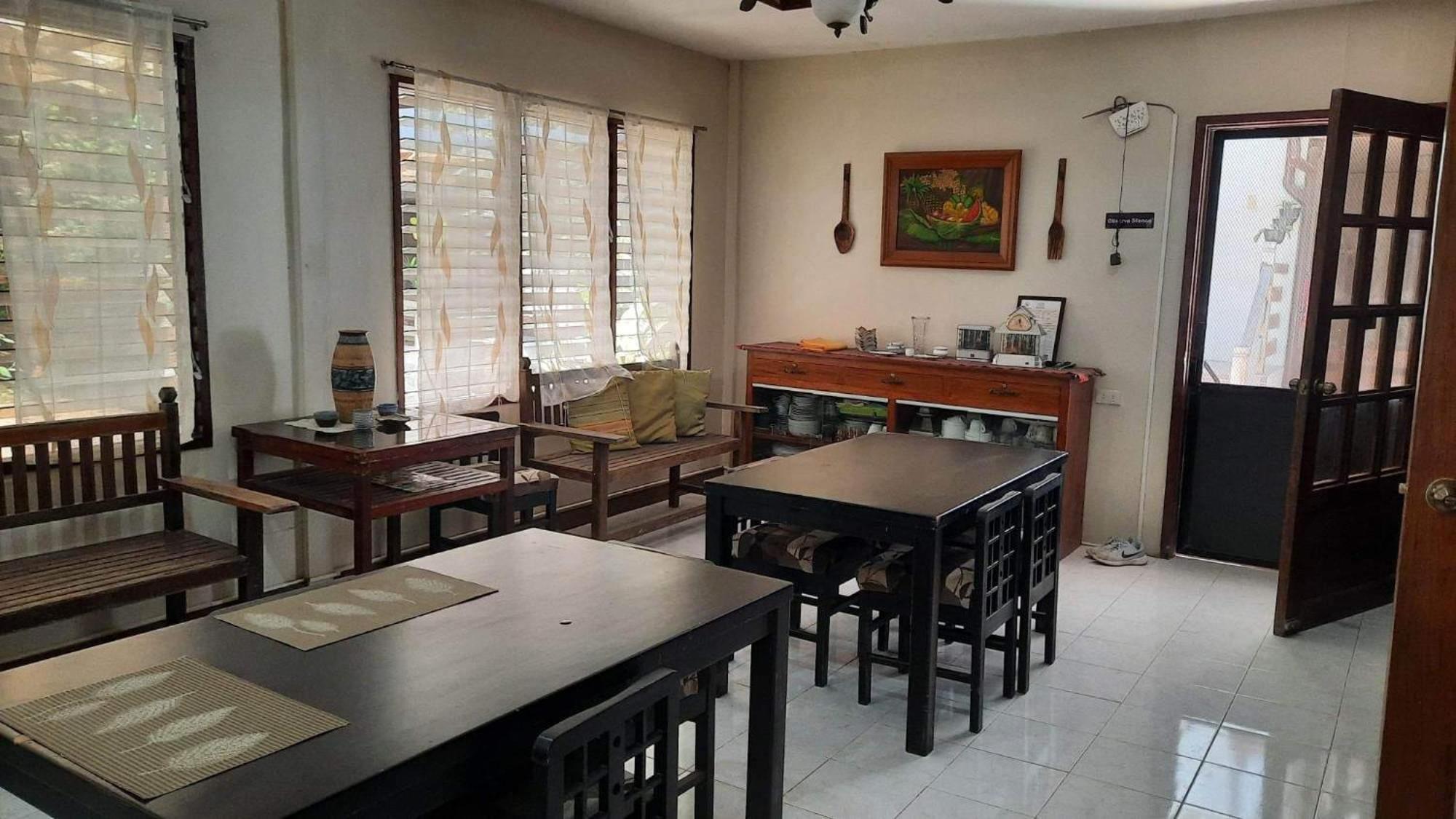Urbanview Bnky Bed And Breakfast Palawan By Reddoorz Ел Нидо Екстериор снимка